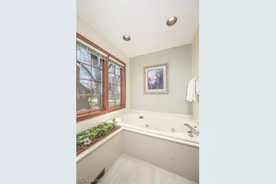 3470 Hunters Crossing, Stow, OH 44224 - Photo 22