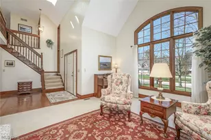 3470 Hunters Crossing, Stow, OH 44224 - Photo 8