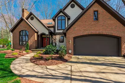 3470 Hunters Crossing, Stow, OH 44224 - Photo 4