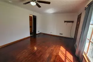 6014 Laverne Ave, Parma, OH 44129 - Photo 4