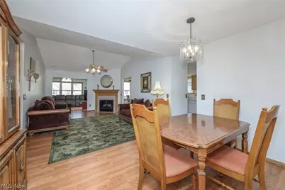 1432 Waters Edge Drive, Akron, OH 44313 - Photo 4