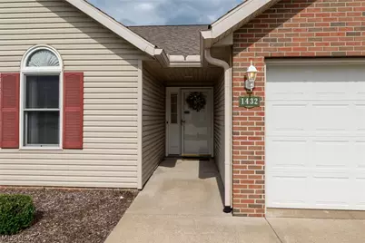 1432 Waters Edge Drive, Akron, OH 44313 - Photo 2