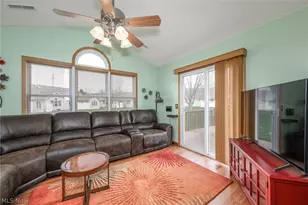 1432 Waters Edge Dr, Akron, OH 44313 - Photo 6