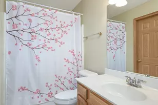 1432 Waters Edge Dr, Akron, OH 44313 - Photo 12