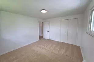 3181 Parmalee Dr, Green Hills, OH 44131 - Photo 14