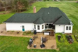 12488 Baumhart Rd, Amherst, OH 44001 - Photo 4