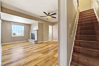 29319 Cresthaven Drive, Willowick, OH 44095 - Photo 12