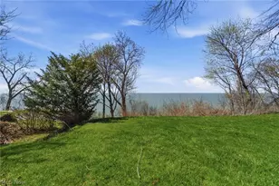 29319 Cresthaven Dr, Willowick, OH 44095 - Photo 32