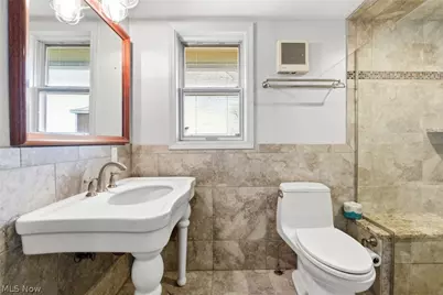 29319 Cresthaven Drive, Willowick, OH 44095 - Photo 18