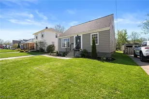 20893 Belvidere Ave, Fairview Park, OH 44126 - Photo 2