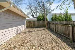 20893 Belvidere Ave, Fairview Park, OH 44126 - Photo 32