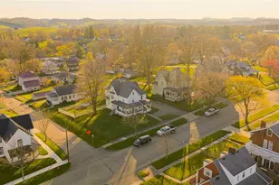 406 W Main St, Sugarcreek, OH 44681 - Photo 6