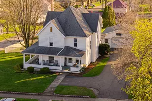 406 W Main St, Sugarcreek, OH 44681 - Photo 1