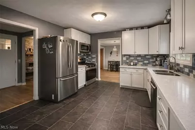 940 Treelane Drive, Ashtabula, OH 44004 - Photo 4