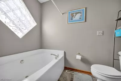 12804 Heritage Trail, North Royalton, OH 44133 - Photo 8