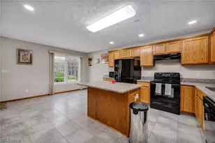 12804 Heritage Trl, North Royalton, OH 44133 - Photo 6