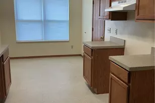 2823 Benford Ln, Youngstown, OH 44505 - Photo 8
