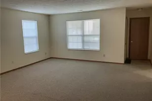 2823 Benford Ln, Youngstown, OH 44505 - Photo 6