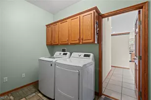 9418 Scottsdale Dr, Grandview Heights, OH 44147 - Photo 26