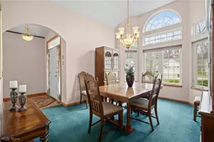 9418 Scottsdale Dr, Grandview Heights, OH 44147 - Photo 16