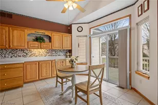 9418 Scottsdale Dr, Grandview Heights, OH 44147 - Photo 8