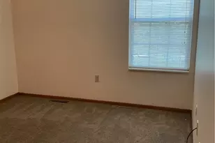 726 N 5th St, Steubenville, OH 43952 - Photo 18