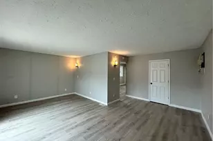4881 E 85th St, Garfield Heights, OH 44125 - Photo 12