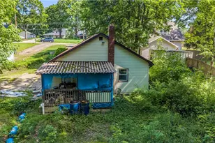 1664 Woods Rd, Akron, OH 44306 - Photo 2