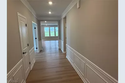 23742 Wally's Way, Columbia Station, OH 44028 - Photo 2