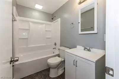 1132 Battles Avenue, Akron, OH 44314 - Photo 24