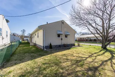 1132 Battles Avenue, Akron, OH 44314 - Photo 30