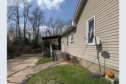 551 Carey Street, Zanesville, OH 43701 - Photo 4