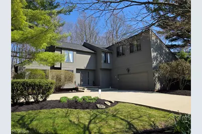 5009 Lansdowne Drive, Solon, OH 44139 - Photo 1
