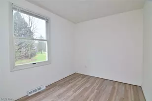 12395 Country Oaks Trail, Chardon, OH 44024 - Photo 36