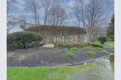 658 2nd Street #4, Fairport Harbor, OH 44077 - Photo 4