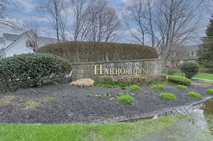 658 2nd St, Fairport Harbor, OH 44077 - Photo 4