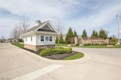 848 Cedar Crest Drive, Elyria, OH 44035 - Photo 2