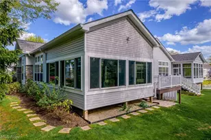 364 Blossom Ln, Orange Village, OH 44022 - Photo 6