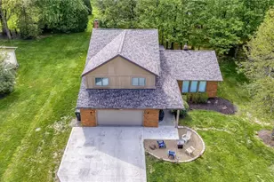 5062 Lansdowne Dr, Solon, OH 44139 - Photo 4