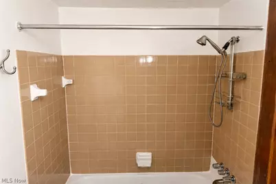 9471 Madison Lane, North Royalton, OH 44133 - Photo 14