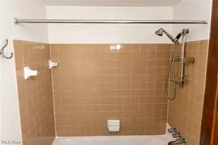 9471 Madison Ln, North Royalton, OH 44133 - Photo 14