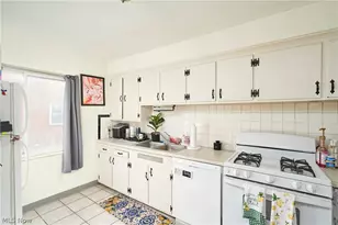 14330 Lakewood Heights Blvd, Oakwood, OH 44107 - Photo 6