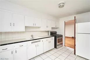 14330 Lakewood Heights Blvd, Oakwood, OH 44107 - Photo 12