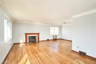 14330 Lakewood Heights Blvd, Oakwood, OH 44107 - Photo 10