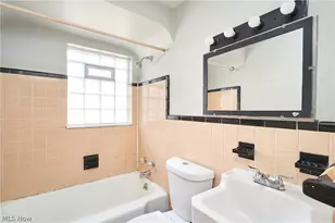 14330 Lakewood Heights Blvd, Oakwood, OH 44107 - Photo 16