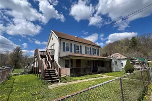 19 Locust St, Glouster, OH 45732 - Photo 2