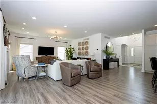 2331 Deer Creek Cir, Orrville, OH 44667 - Photo 10