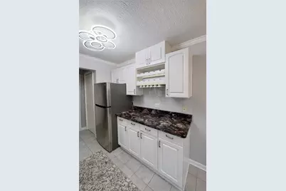 1372 Golden Gate Boulevard #B-201, Mayfield Heights, OH 44124 - Photo 6