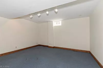 2002 Fox Trace Trail, Cuyahoga Falls, OH 44223 - Photo 44