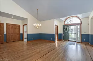 2002 Fox Trace Trail, Cuyahoga Falls, OH 44223 - Photo 4